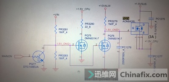 开机瞬间电流跳0.5几安掉电。拆机看主板很新没明显故障点,测量3.3V,5V电压稳定。这板掉电太快要测几次才能测得电压,才能判断电压是否正常,每次都要插拔电源头很麻烦,后来无意间发现,拆掉电池加电自动开机,掉电后几秒后又会重启,这才省了插拔电源头的次数。测得其它各大电感电压都有一个瞬间电压,唯独CPU供电电压有点偏低,最高只有0.