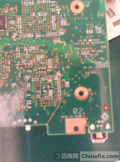 IBM R400笔记本进水致不开机故障维修实例!