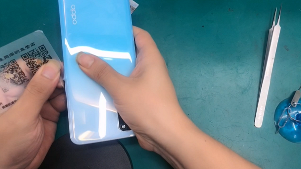 oppoa52拆机方法及注意事项