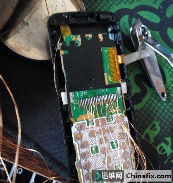 你对飞线的力量一无所知,为了拯救内部资料勉强飞线