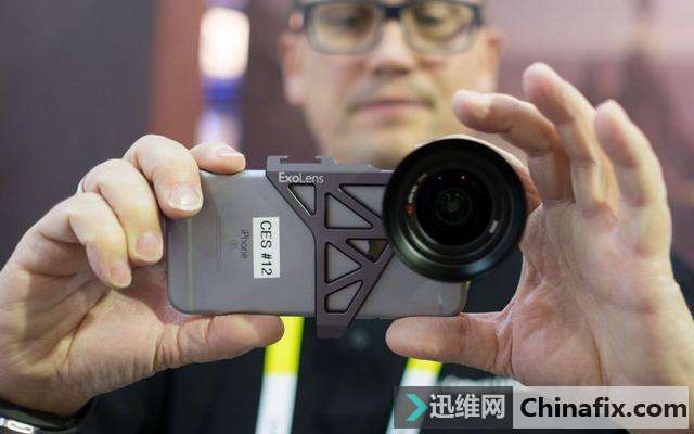 来自以色列的科技神器,让你的iPhone手机变成单反相机,用手机照相一样轻松自如
