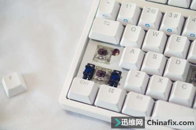 ikbcF108测评—玩灯也能叫的这么文艺