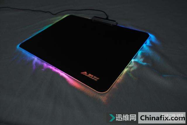 黑爵AJPAD RGB幻彩鼠标垫开箱体验