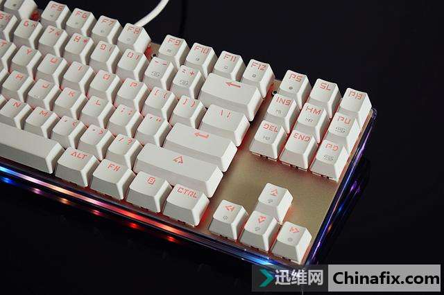 有激情 够炫目——摩豹K87S RGB机械键盘体验评