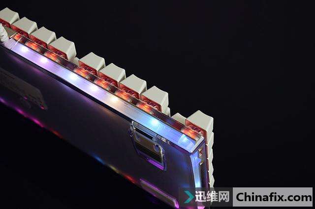 有激情 够炫目——摩豹K87S RGB机械键盘体验评