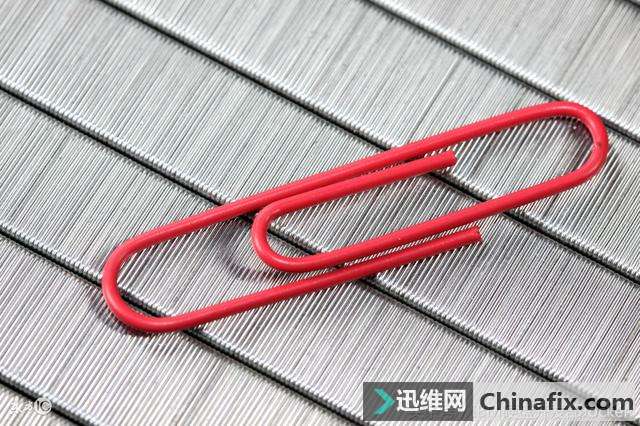 硬盘运转时的噪声超过风扇?准备4个回形针轻松搞定