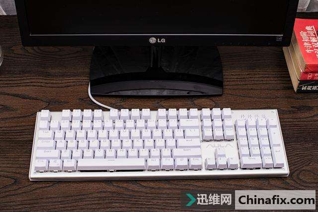 简约不简单,入门级机械键盘开学正合适