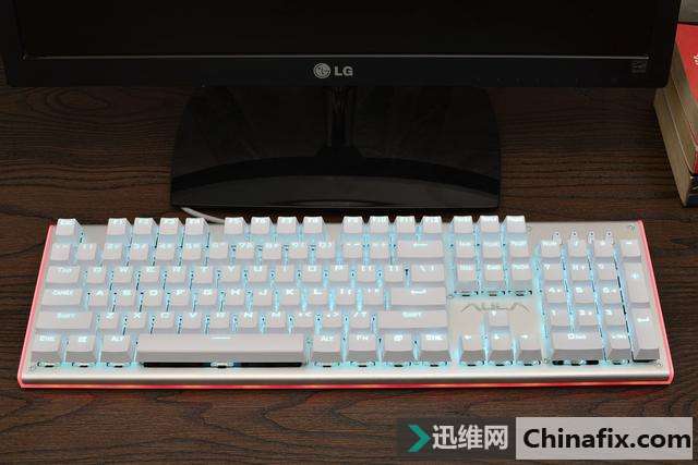 简约不简单,入门级机械键盘开学正合适