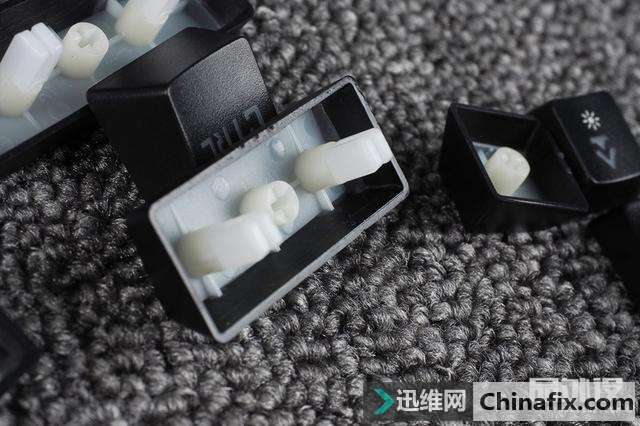 宜博K751 RGB机械键盘开箱测评
