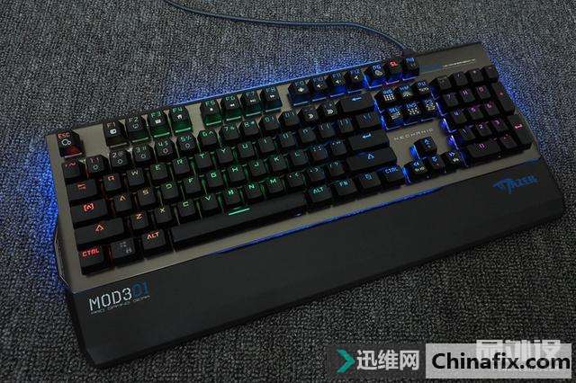 宜博K751 RGB机械键盘开箱测评
