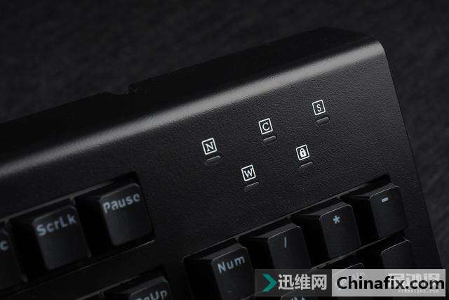 塔兰特Titan机械键盘测评