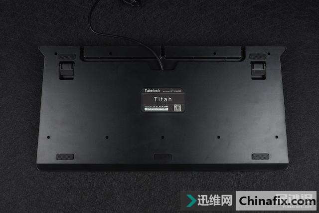 塔兰特Titan机械键盘测评