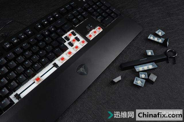 塔兰特Titan机械键盘测评
