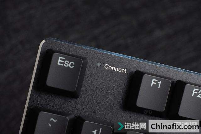 EK820е̲