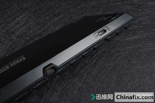 EK820е̲