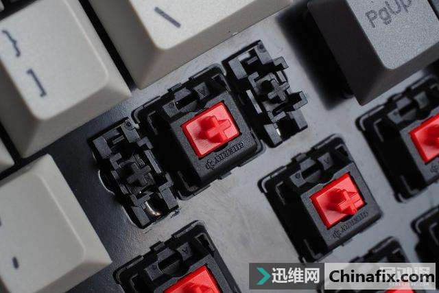 键行者IFD-68蓝牙机械键盘拆解测评