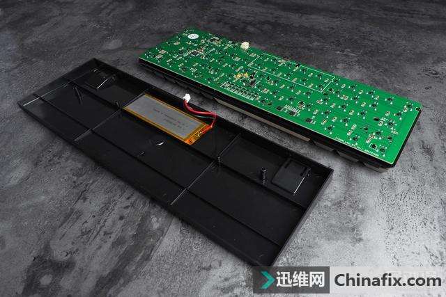 键行者IFD-68蓝牙机械键盘拆解测评
