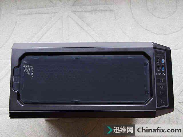 美式铁血硬汉 红火牛CR1280机箱测评
