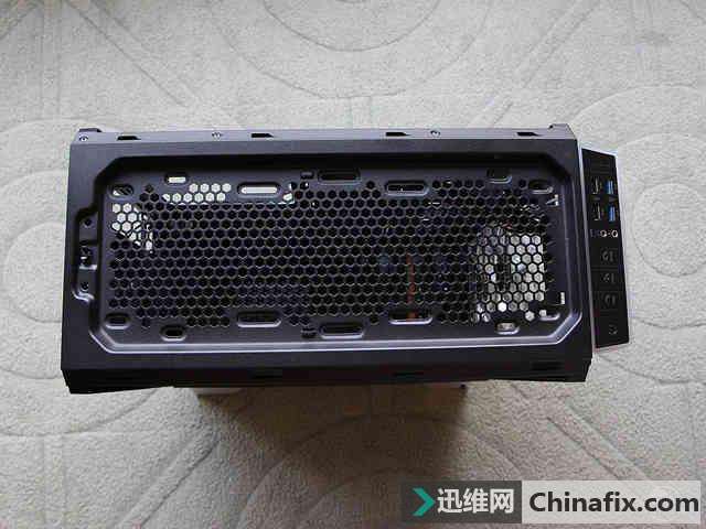 美式铁血硬汉 红火牛CR1280机箱测评