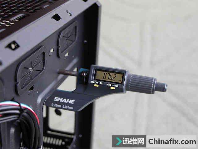 美式铁血硬汉 红火牛CR1280机箱测评