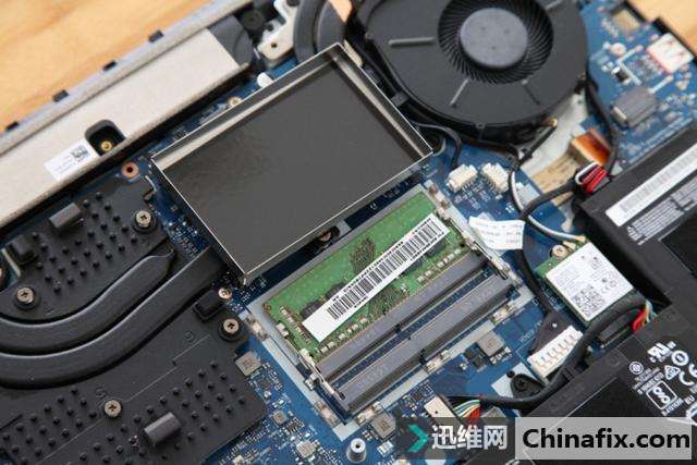 炫酷外观强大性能 联想拯救者Y720游戏本测评