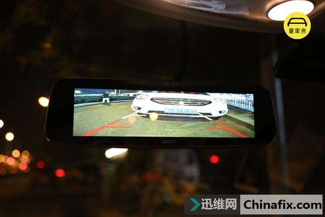 自从照了这个后视镜,我更有信心过七夕了:360 S900 智能云镜测评