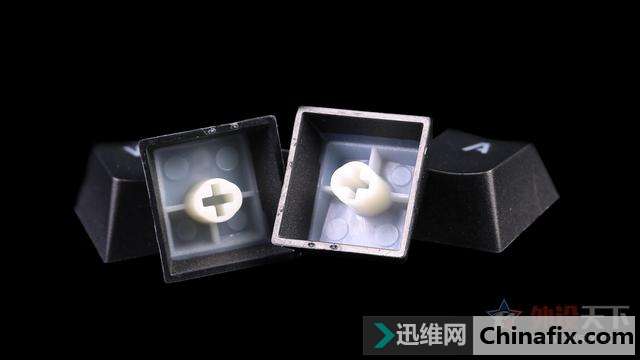 原厂血统:雷柏V805背光游戏机械键盘测评