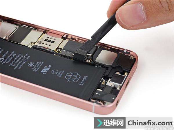 单身狗的怨念:为什么手机电池越来越不经用?