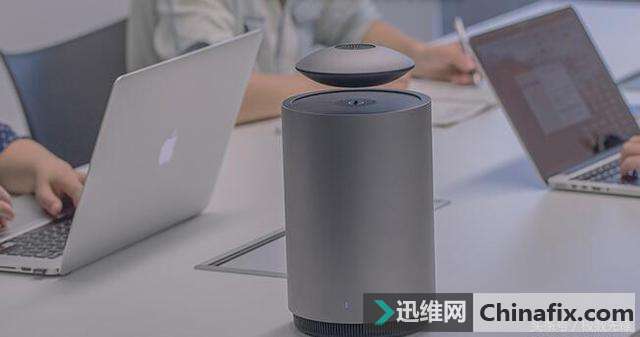奇异数码音响点缀出奇特的桌面,只为你聆听美妙的音乐