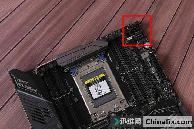 华硕ROG ZENITH EXTREME测评:最顶级X399主板