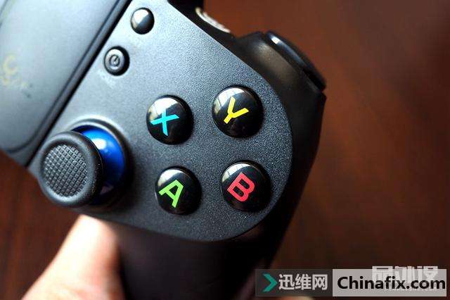 北通P1蓝牙游戏手柄测评
