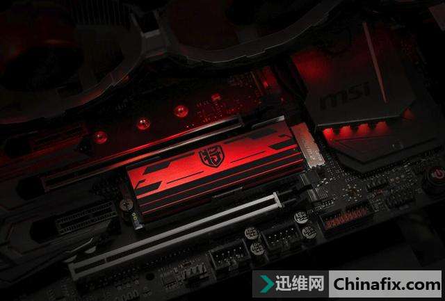 M.2 SSD发热超过100度会坏掉?这款SSD降温有妙招!
