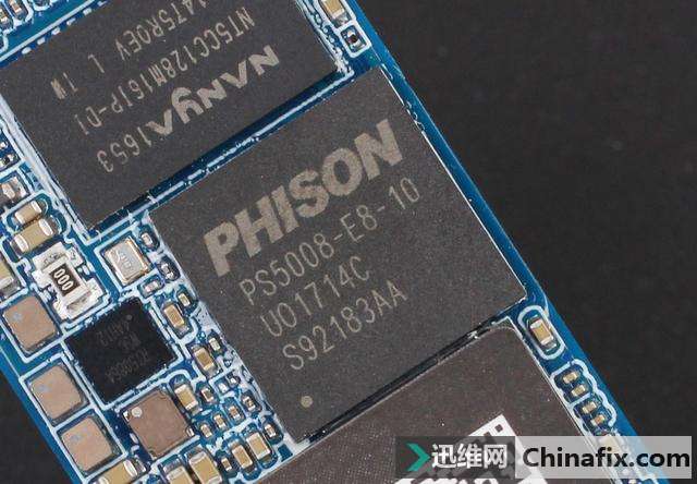 M.2 SSD发热超过100度会坏掉?这款SSD降温有妙招!