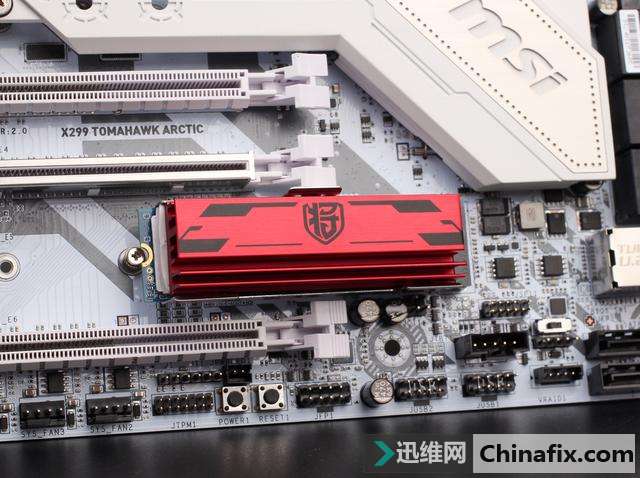 M.2 SSD发热超过100度会坏掉?这款SSD降温有妙招!