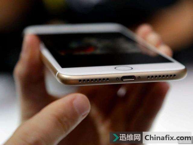 趋势?或许手机制造商们都想扼杀耳机插孔-迅维