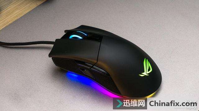 重新定义灯效,华硕 ROG GLADIUS II鼠标测评