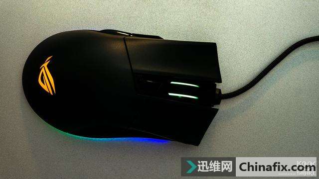 重新定义灯效,华硕 ROG GLADIUS II鼠标测评