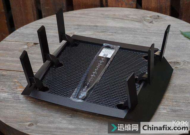 Netgear R8000P Ƶ·