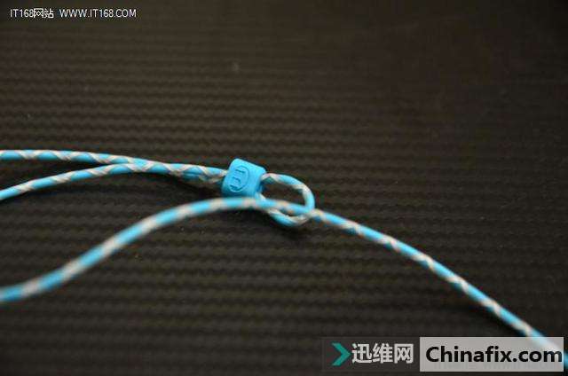 ҹ���´ Monster iSport����ϵ�ж����ۺϲ���