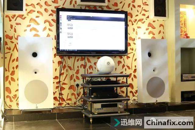 Devialet Gold Phantom