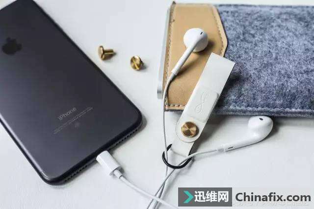 你那凌乱不堪的iPhone耳机线这样收纳,可以多用一年