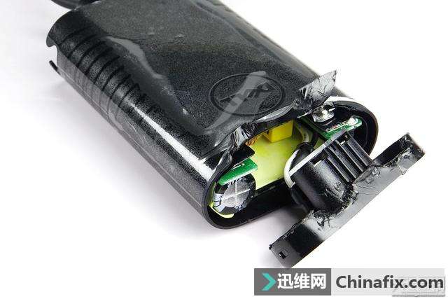 DELL戴尔45W(LA45NM150)Type-C PD笔记本充电器拆解测评