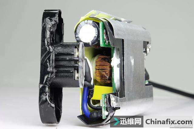 DELL戴尔45W(LA45NM150)Type-C PD笔记本充电器拆解测评