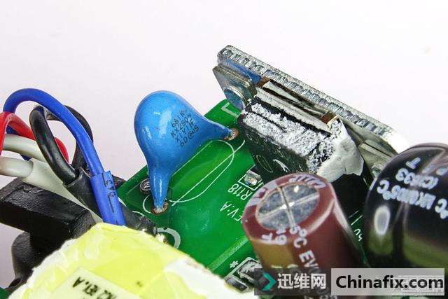 DELL戴尔45W(LA45NM150)Type-C PD笔记本充电器拆解测评
