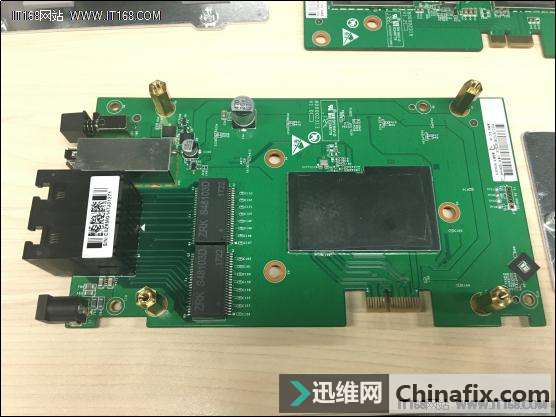 “暴力解剖“斐讯K3C,探究高颜值下的强大内“芯”