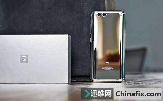 这些潮酷装饰,让手机秒变“限量版”!