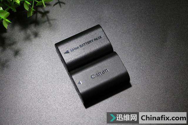 单反相机电池非要用原装?这款就不错