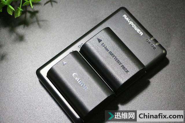 单反相机电池非要用原装?这款就不错