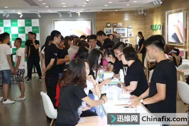 OPPO R11销售火爆的背后究竟暗藏着什么?