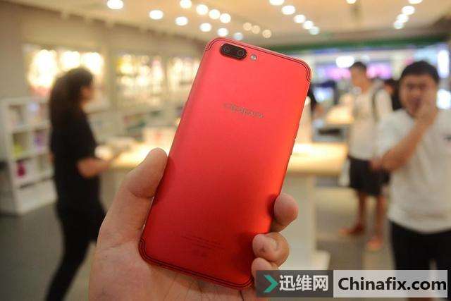OPPO R11销售火爆的背后究竟暗藏着什么?